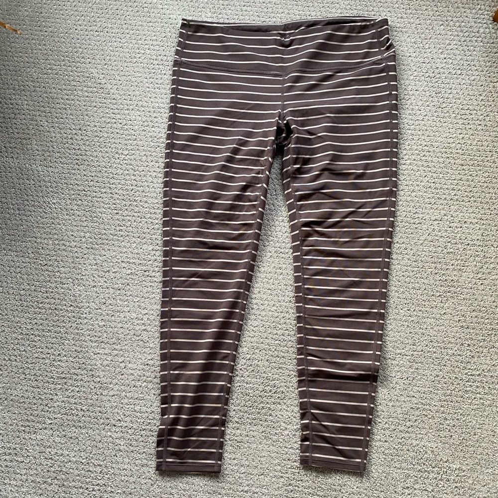 Athleta Chaturanga Capri Leggings Sz XL - Picture 1 of 3
